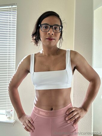 curiousqbit Nude Leaks Photo 26