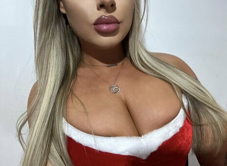 Curvyharps Nude Leaks Photo 3