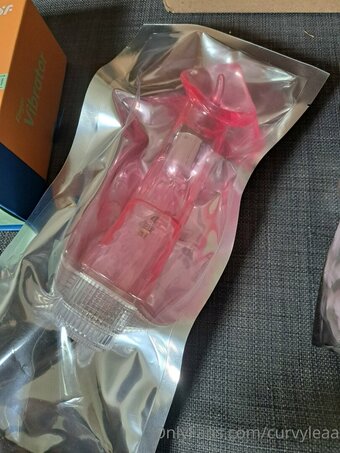 curvyleaa Nude Leaks Photo 4