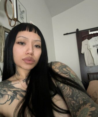 __cyntax / _cyyndaquil / cyndi / https: / ស៊ីនឌី Nude Leaks Photo 6