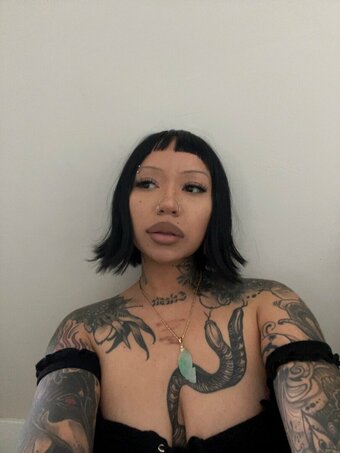 __cyntax / _cyyndaquil / cyndi / https: / ស៊ីនឌី Nude Leaks Photo 17