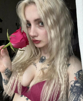 d1a_dora / diia_dora Nude Leaks OnlyFans Photo 4