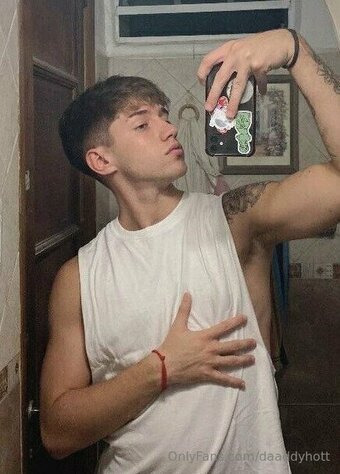 daaddyhott Nude Leaks Photo 8