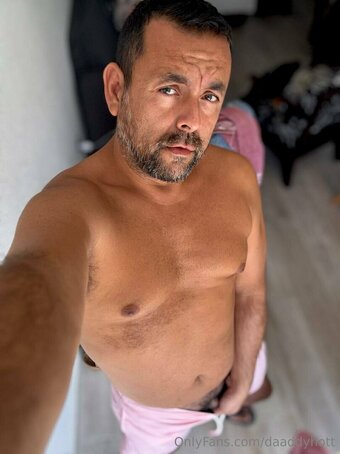 daaddyhott Nude Leaks Photo 16