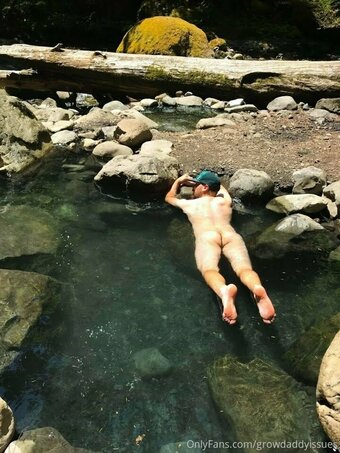 daddyissuespdx Nude Leaks Photo 29