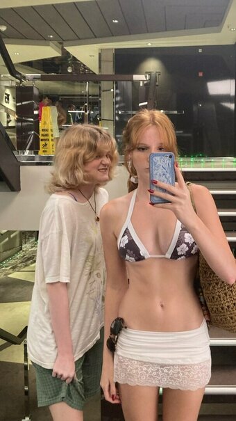 daffadil4 / daph.lingwall Nude Leaks Photo 7