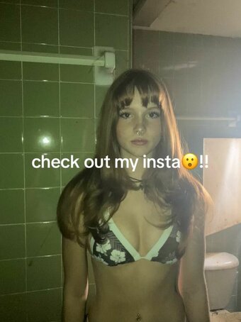 daffadil4 / daph.lingwall Nude Leaks Photo 19