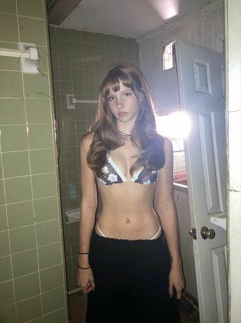 daffadil4 / daph.lingwall Nude Leaks Photo 21