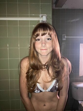 daffadil4 / daph.lingwall Nude Leaks Photo 23