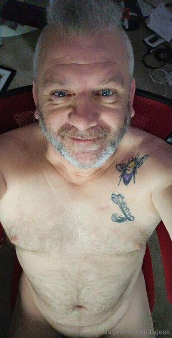 dageek Nude Leaks Photo 2
