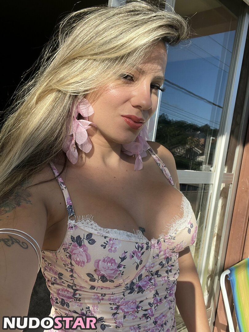 Daiane Vargas leaked