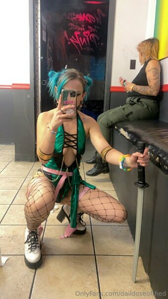 daildoseofthed Nude Leaks Photo 23