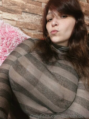 daireth.devil Nude Leaks Photo 12