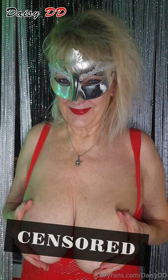 Daisy DD / daisy_dd55 / https: Nude Leaks OnlyFans Photo 13