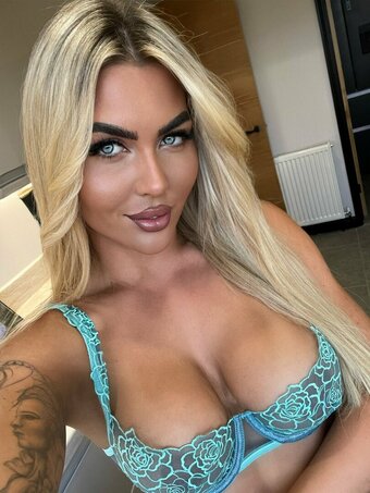 Daisy Dillon / daisydillon_ / daisydillon__ / ddrussell_ Nude Leaks OnlyFans Photo 3