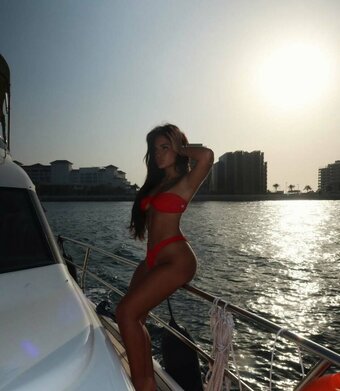 daisy._dutton daisy._dutton