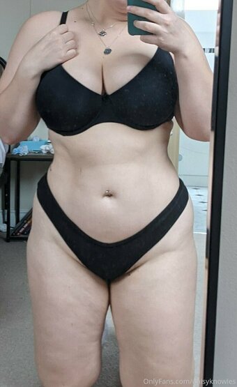 daisyknowles Nude Leaks Photo 7