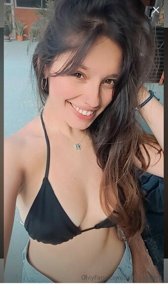 Daisyonafield / daisiesonafield Nude Leaks OnlyFans Photo 1