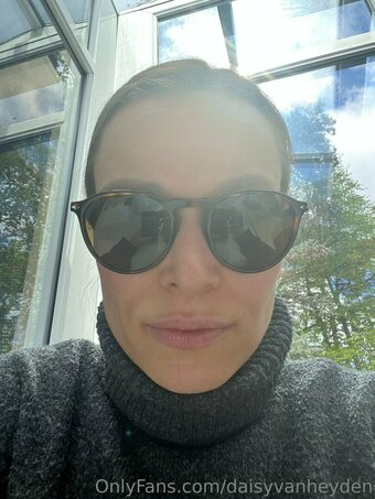 daisyvanheyden Nude Leaks Photo 10