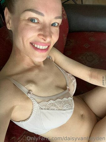 daisyvanheyden Nude Leaks Photo 27