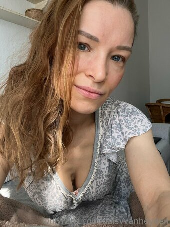 daisyvanheyden Nude Leaks Photo 29