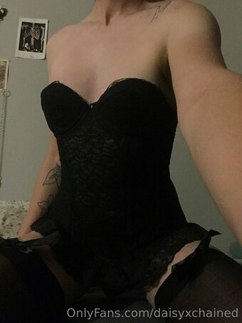 daisyxchained Nude Leaks Photo 2