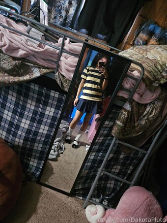 DakotaPluto Nude Leaks Photo 8