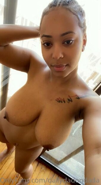 DallyDaDonDada / dollyydondada Nude Leaks OnlyFans Photo 18