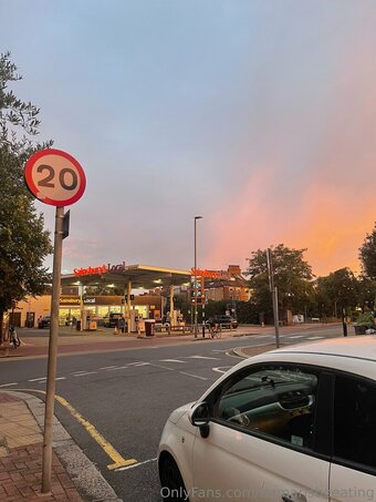 damarisbeeating Nude Leaks Photo 3