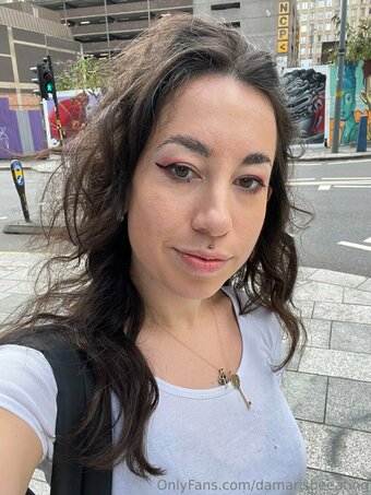 damarisbeeating Nude Leaks Photo 13