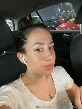 damarisbeeating Nude Leaks Photo 18