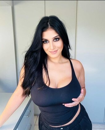 Damini Arora / daminiaroraa Nude Leaks Photo 25