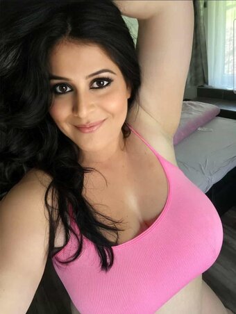 Damini Arora / daminiaroraa Nude Leaks Photo 27