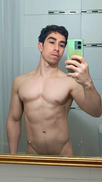 dan_daniel89vip Nude Leaks Photo 6