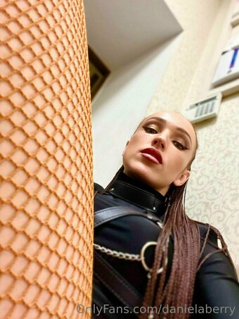 danaberry Nude Leaks Photo 12