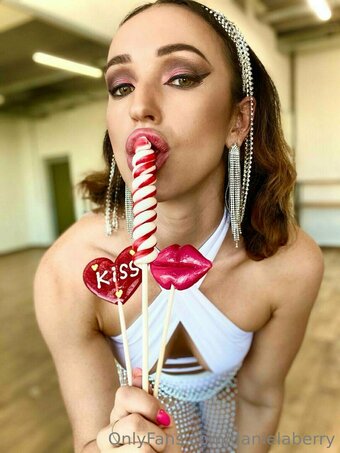 danaberry Nude Leaks Photo 19