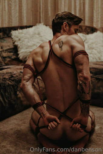 danbenson Nude Leaks Photo 22