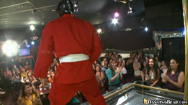 Dancing Bear Nude Leaks Photo 20