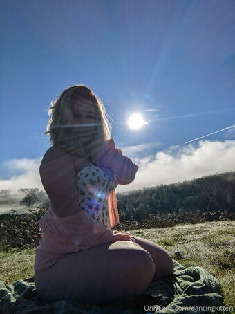 dancingkitten Nude Leaks Photo 9