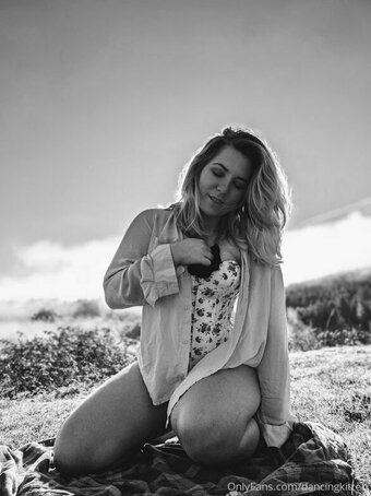 dancingkitten Nude Leaks Photo 29