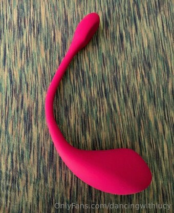 dancingwithlucy Nude Leaks Photo 13