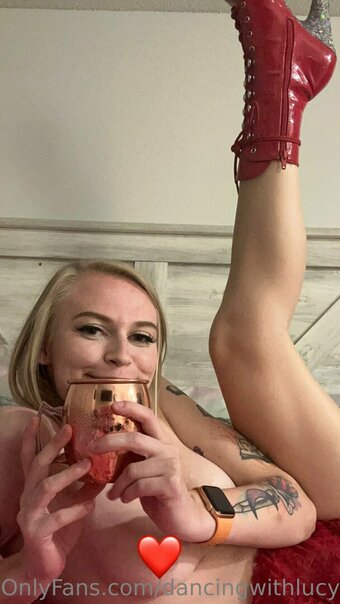 dancingwithlucy Nude Leaks Photo 24