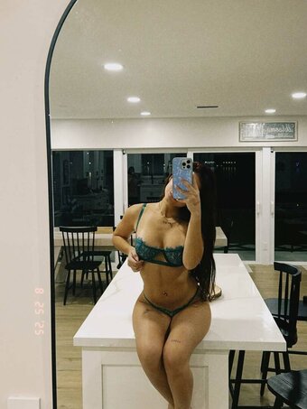 Dangoddess / Lisney Butron / lilyoffici Nude Leaks OnlyFans Photo 15