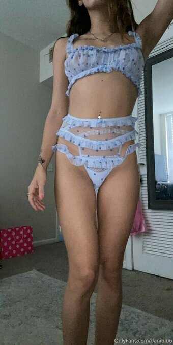 Dani Blu / daniblu6 Nude Leaks OnlyFans Photo 6