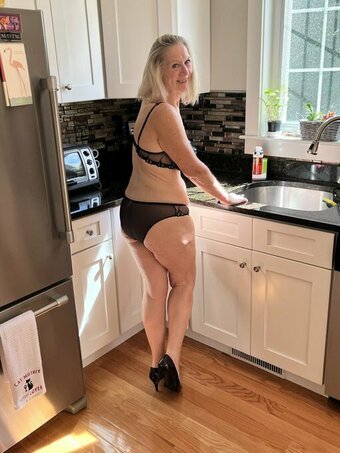 Dani D / daniellegrandmother1 / danimature / https: Nude Leaks OnlyFans Photo 5