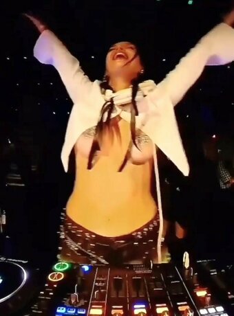 Dani Thorne / kailithorne Nude Leaks OnlyFans Photo 18