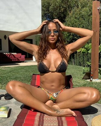 Dania Ramirez / daniajramirez / danniboiixx Nude Leaks OnlyFans Photo 1