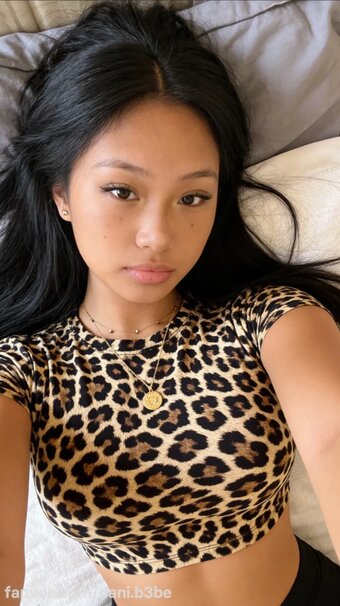 Danib3be / dani.b3be / dani.hunny Nude Leaks Photo 13