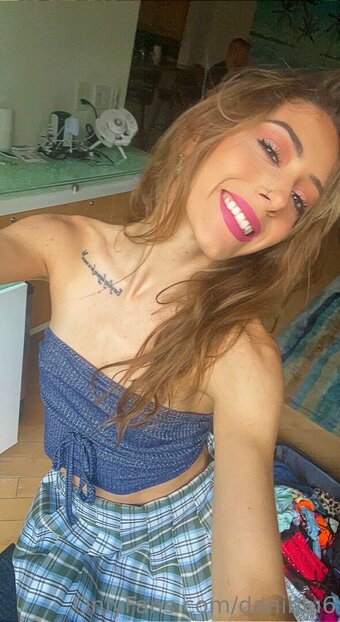 daniblu6 Nude Leaks Photo 4