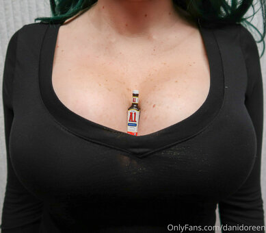 danidoreen Nude Leaks Photo 11